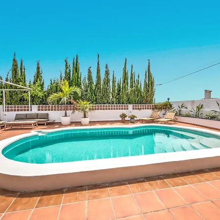 In Mediterranean Style With Private Pool Nerja
