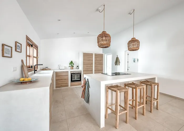 Ferienhaus In Mediterranean Style With Private Pool Nerja